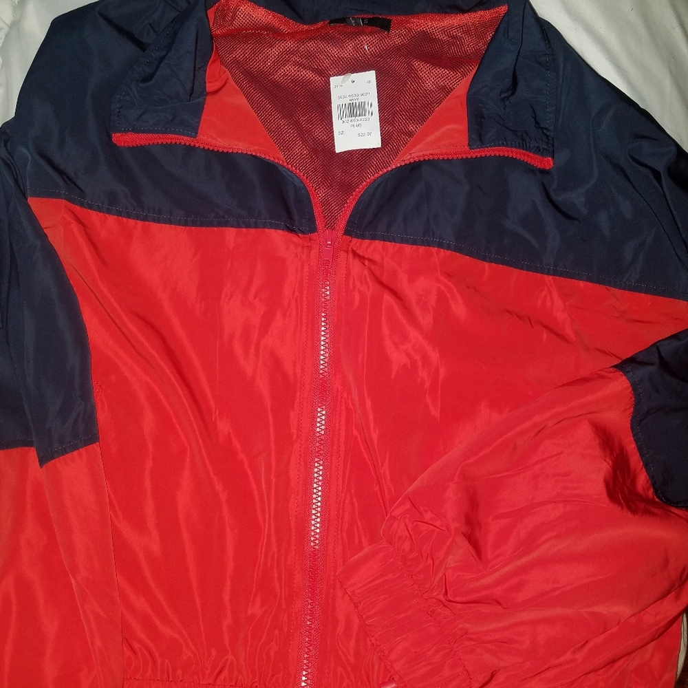 Womans wind breaker